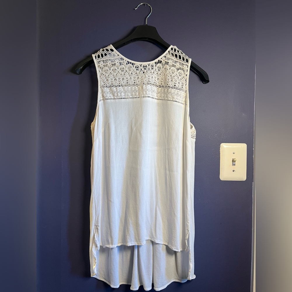 Daniel Rainn Ivory Lace Detail Sleeveless Tunic